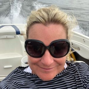 Meet your Posher, Paula